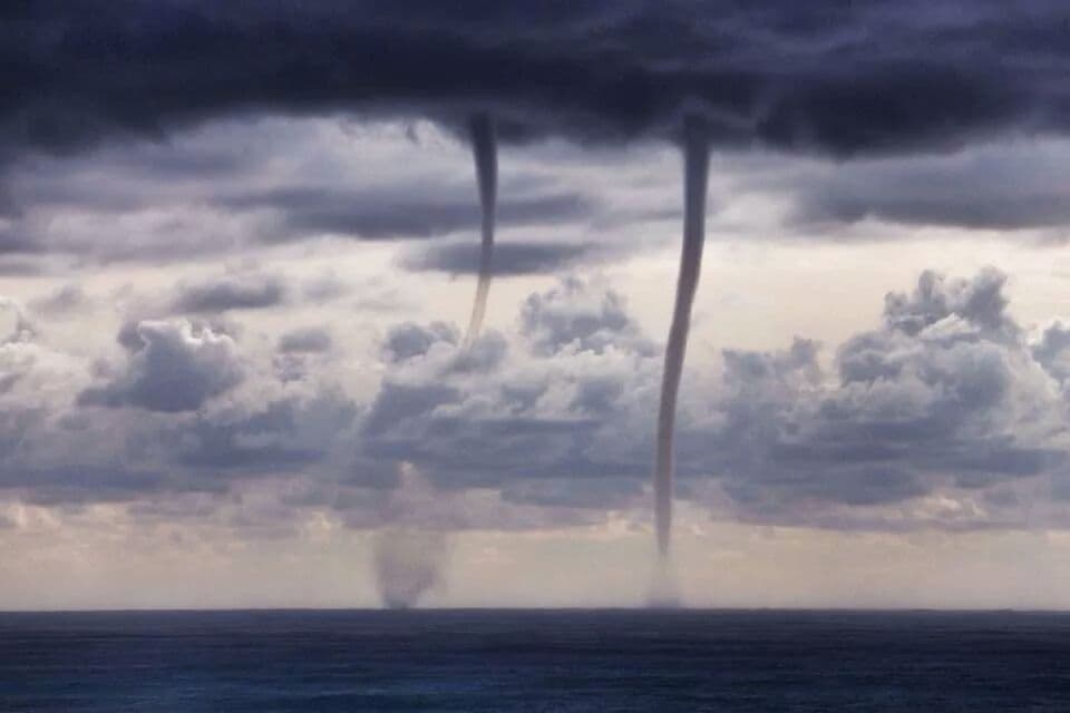 Image d'illustration pour Trombes près de Monaco - tornade en Sicile