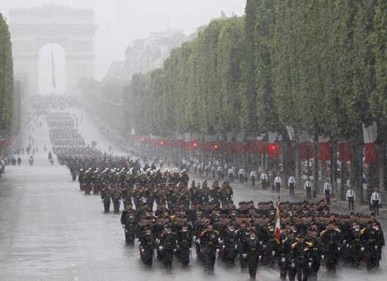 Image d'illustration pour Météo des défilés et feux d'artifice du 14 juillet