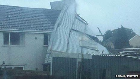 Image d'illustration pour Seconde dépression - tempête sur le Pays de Galles